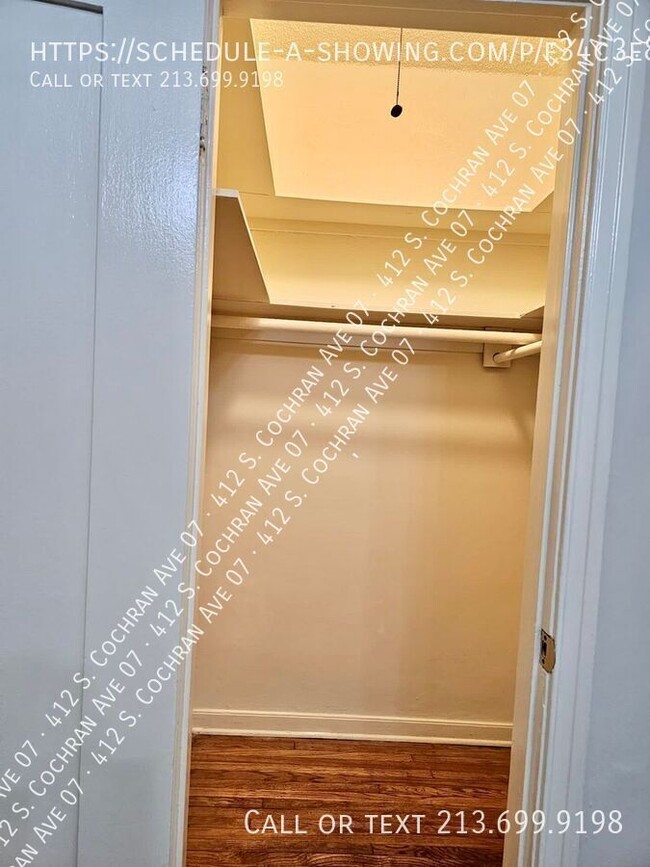 Building Photo - 412 Cochran Ave