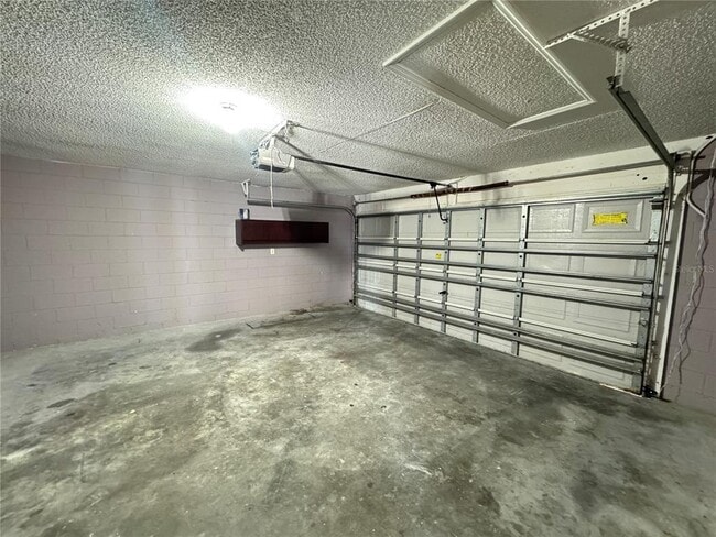 Building Photo - 10 Sawfish Ln