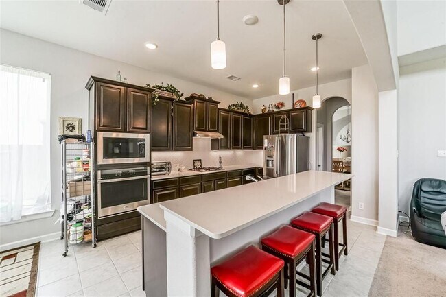 Building Photo - 13915 Foyt Dr