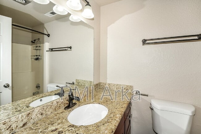 Building Photo - 320 166th Pl SE