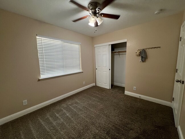 Building Photo - 1741 Wildflower Cir