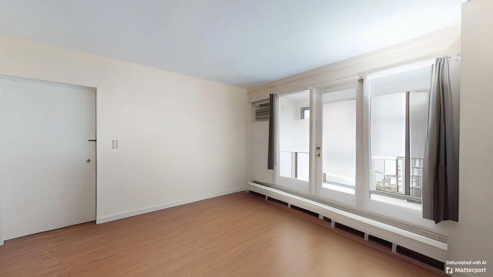 Building Photo - 28 Juniper St