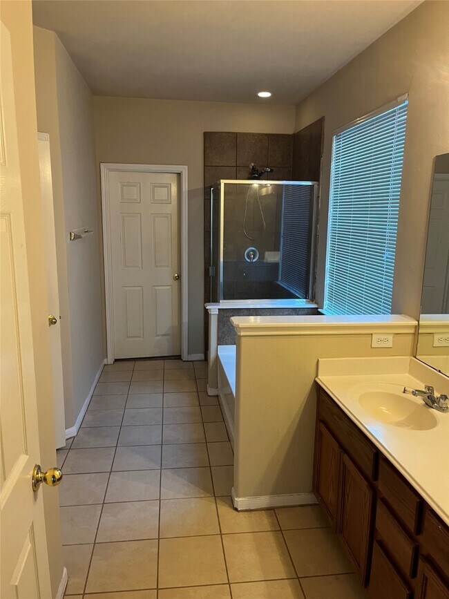 Building Photo - 21119 Normand Meadows Ln