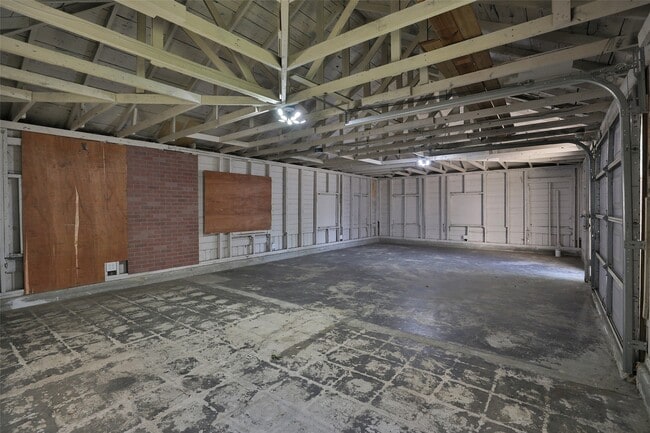Building Photo - 1204 Birdsall St
