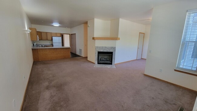 Building Photo - 6655 Windsor Commons Ave