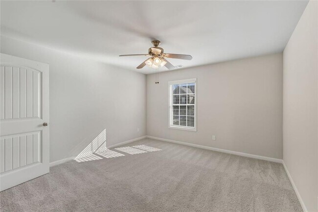 Building Photo - 6496 Crosscreek Ln