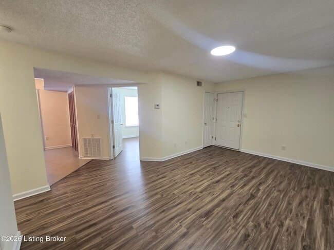 Building Photo - 6418 Venango Dr