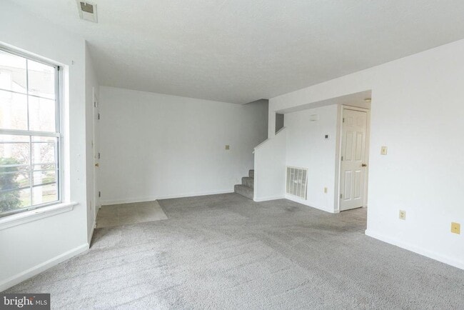 Building Photo - 160 Stadium Cir