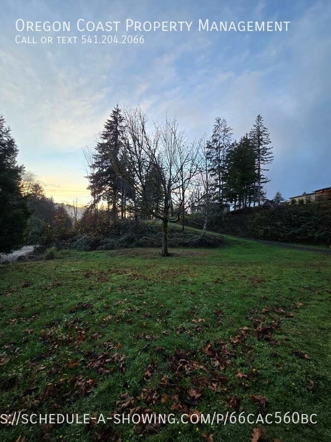 Building Photo - 15 N Hillside Dr