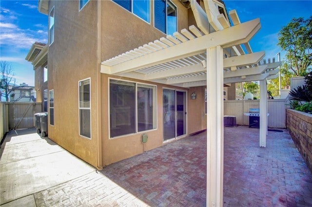 Building Photo - 23985 Nicole Way