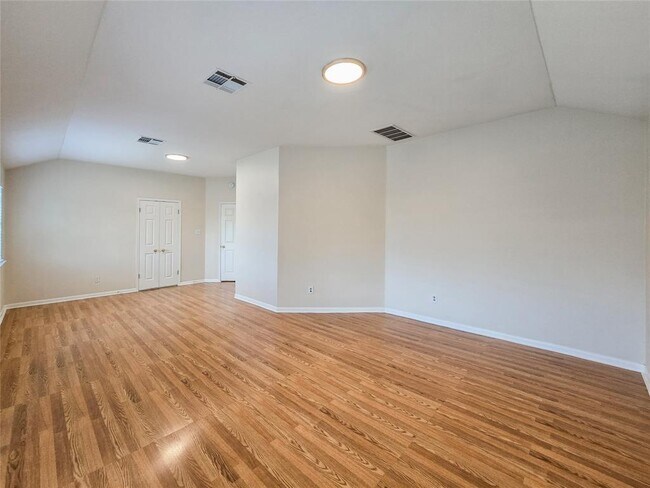 Building Photo - 12729 Serafy Ct