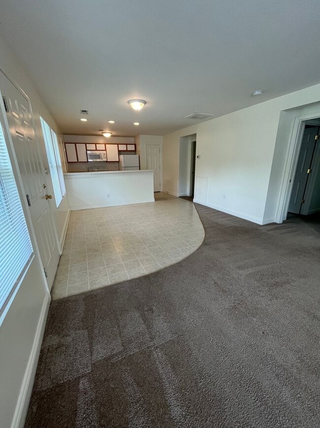 Building Photo - 1911-A/B Tabor Village Dr.