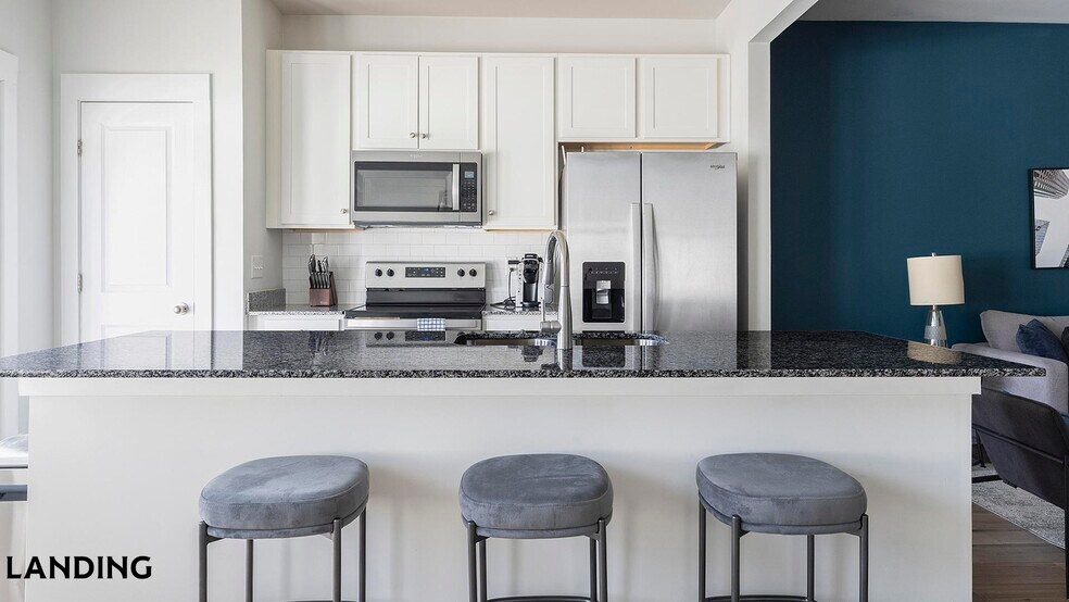 Building Photo - 1060 Orangeburg Rd