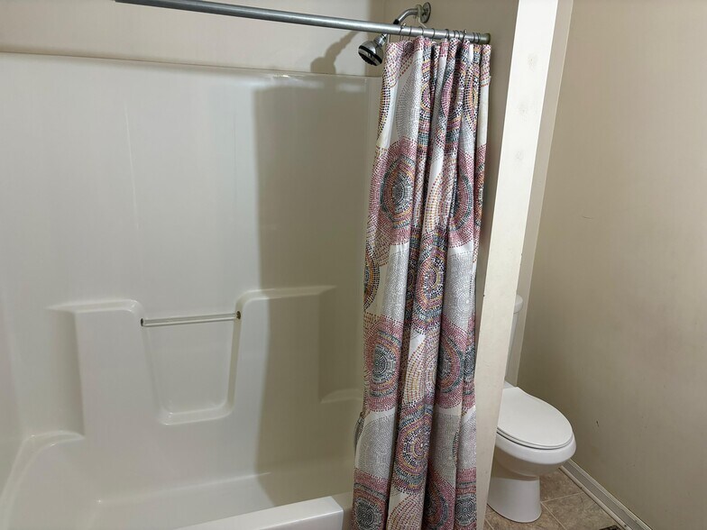 Building Photo - 1909 Crystal Ave