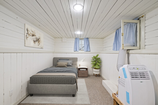 2nd bedroom - 2338 NW Hoyt St