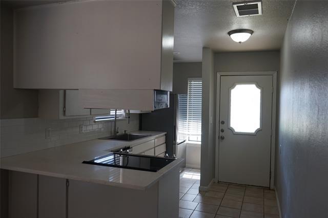 Building Photo - 2405 Ventura Dr