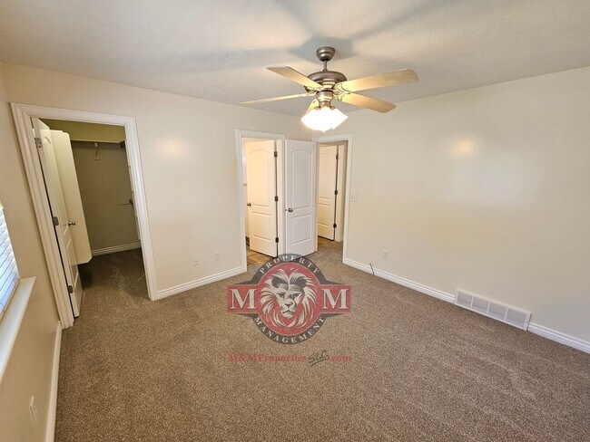Building Photo - 3 Bed 2 Bath Home in a Herriman