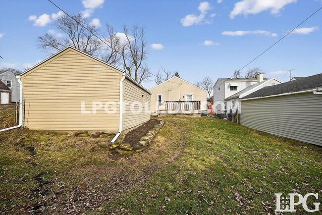 Building Photo - 5831 Gany Mede Dr