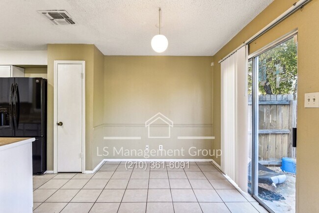 Building Photo - 6702 Windsor Hollow Dr