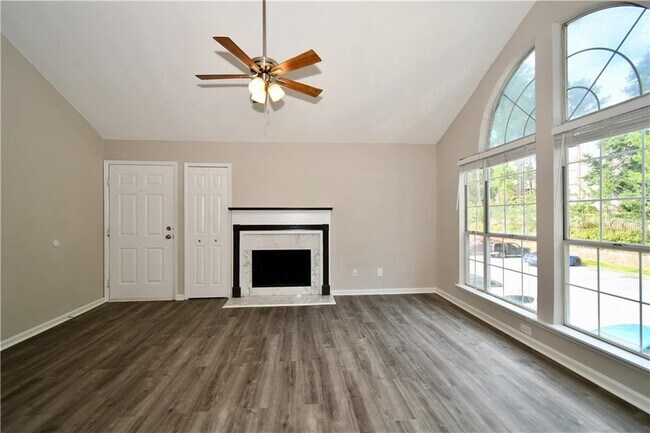 Building Photo - 1101 Sandy Ln Dr