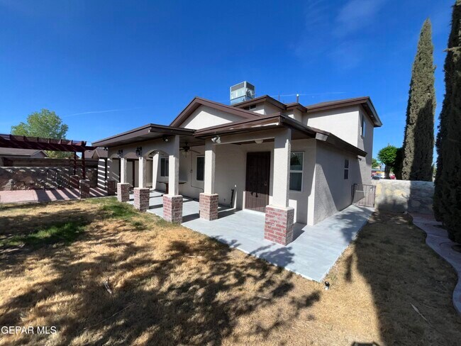 Building Photo - 3844 Tierra Fiji Ln