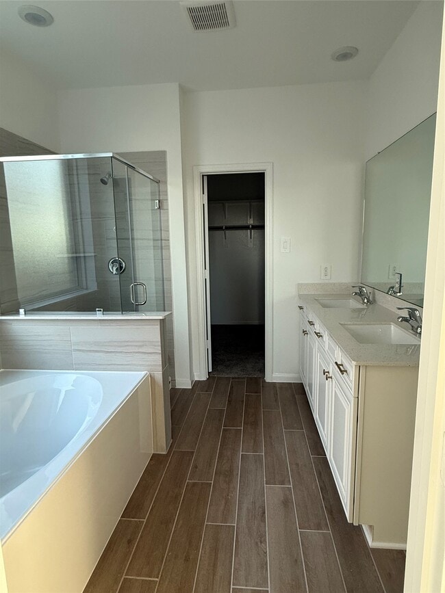 Building Photo - 3120 Moontide Ln