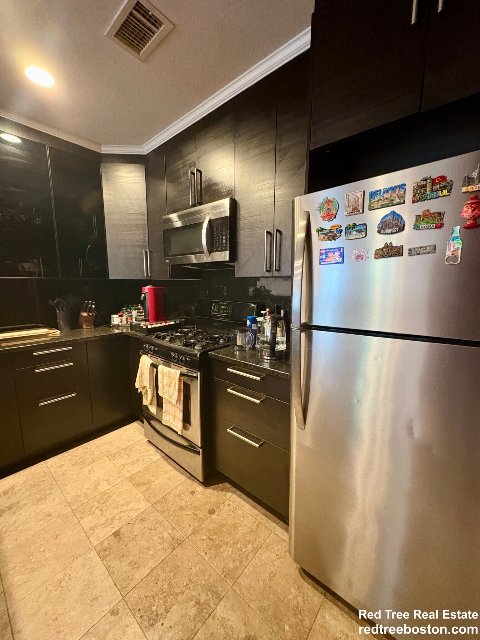 Building Photo - 1616 Beacon St