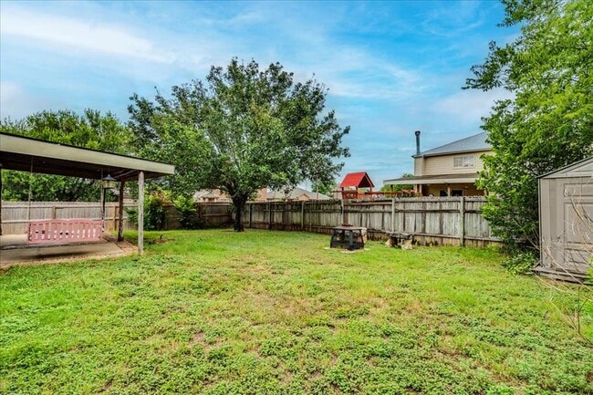 Building Photo - 1142 Stone Garden