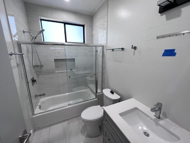 Building Photo - 18530 Marshall Ln