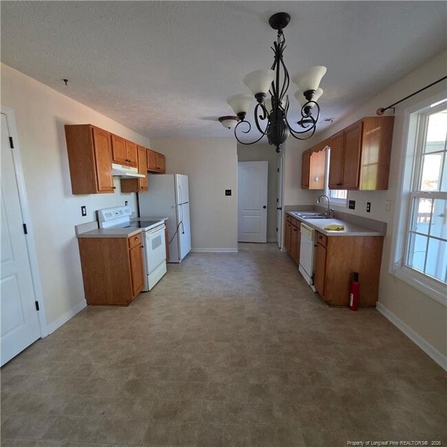 Building Photo - 109 Silverberry Ct