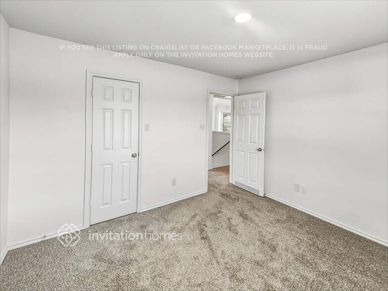 Building Photo - 22327 San Damiano St