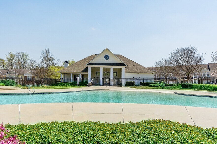 Clubhouse and Pool - 7573 Rutgers Cir