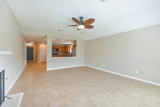 Building Photo - 21115 Amber Crossing Dr