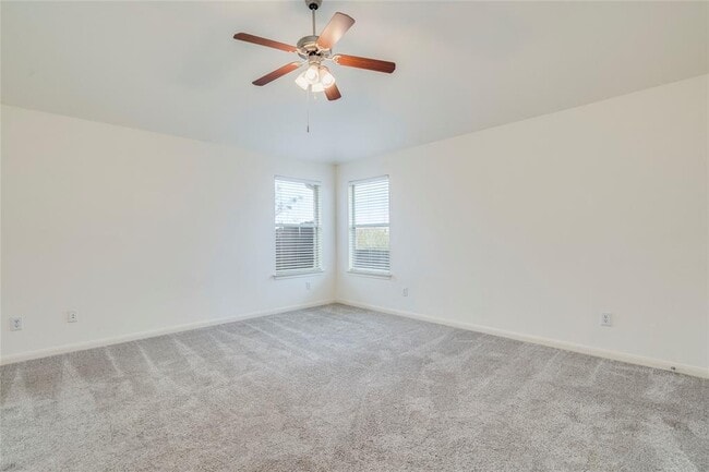 Building Photo - 740 Dark Horse Ln