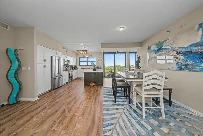 Building Photo - 5408 Eagles Point Cir