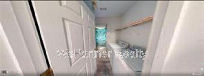 Building Photo - 127 Tuscany Ln