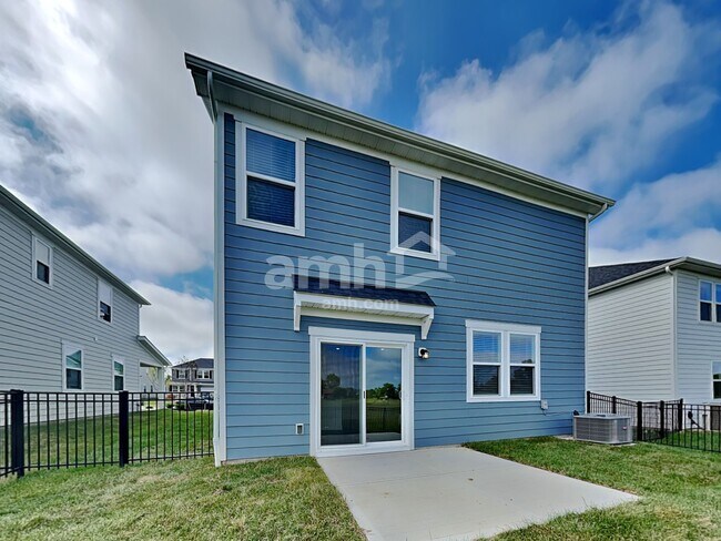 Building Photo - 9184 Henley Ave