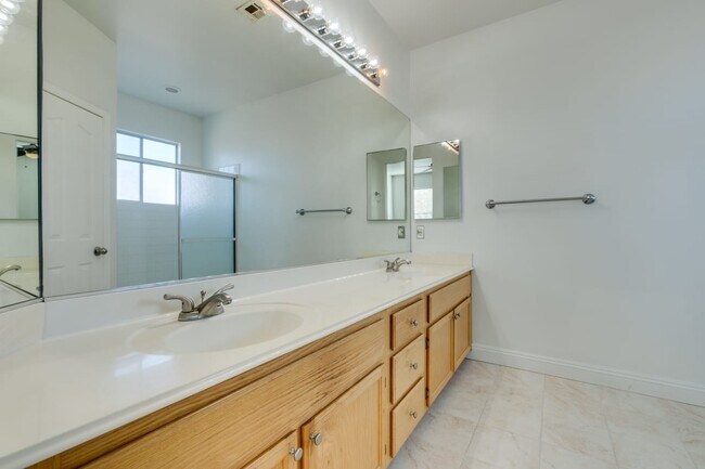 Building Photo - 1707 Millstream Way