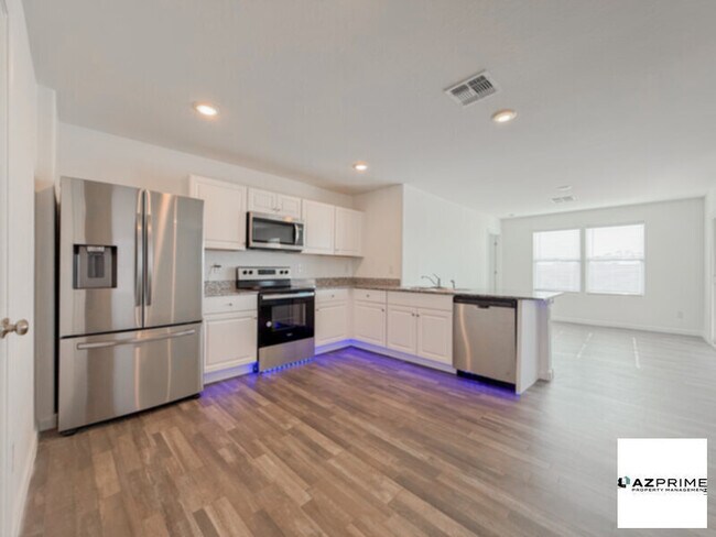 Building Photo - A Perfect Blend Of Comfort And Convenience Awaits In This NEW Single-Story 3/2 Home In Buckeye's Vil