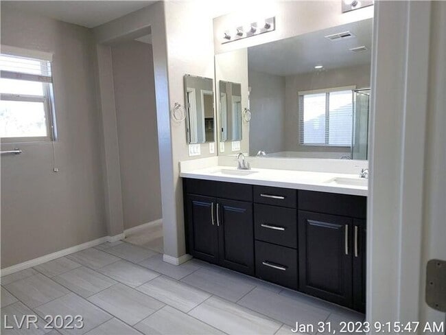 Building Photo - COMING SOON - Ready no later than Mid-March