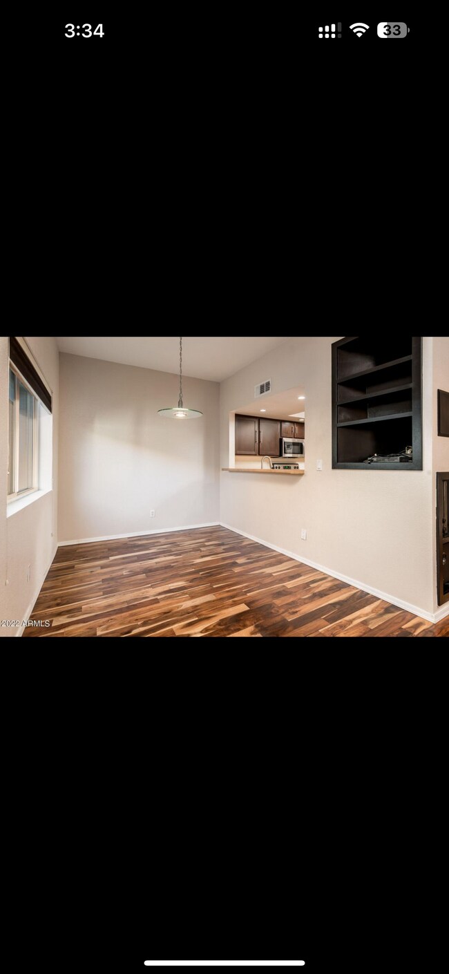 Building Photo - 8602 N 67th Dr