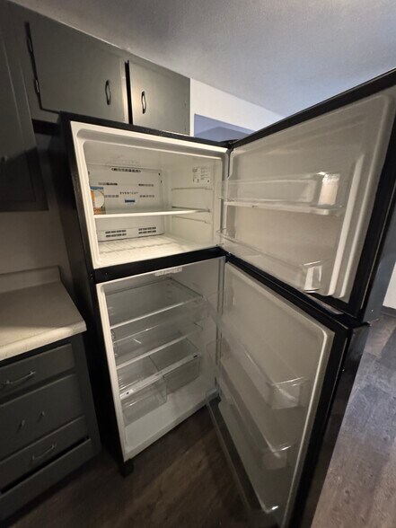 Building Photo - 22 Judith Ter