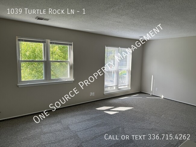 Building Photo - 1039 Turtle Rock Ln