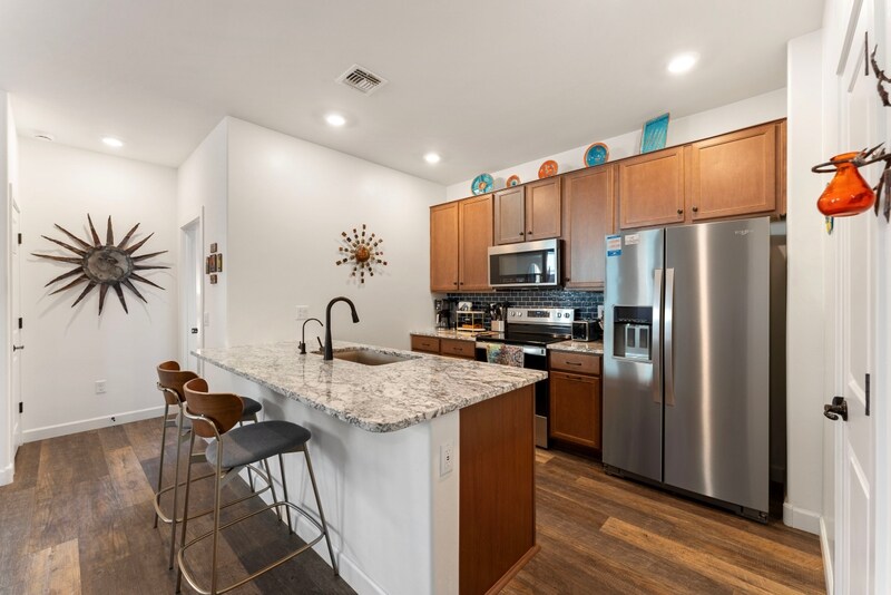 Building Photo - 9324 N Agave Gold Rd