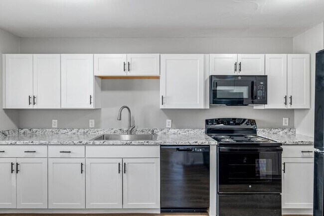 Building Photo - 2809 Keeler St