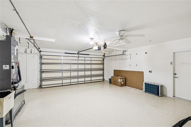 Building Photo - 3800 Bayshore Blvd NE