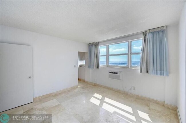 Building Photo - 345 N Fort Lauderdale Beach Blvd