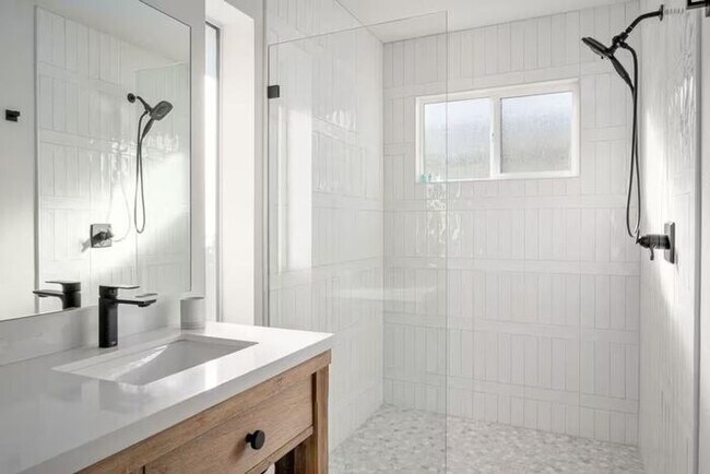 Building Photo - Tempe Oasis Home for Rent