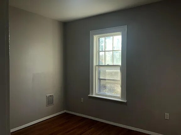 Building Photo - 48 Parkside Ct