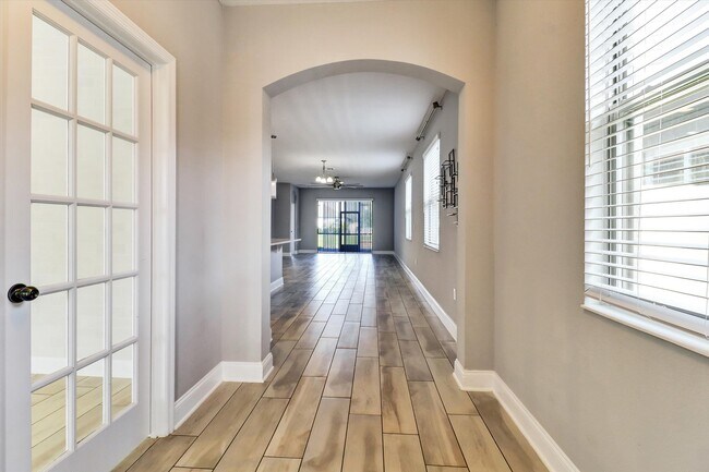 Building Photo - 1856 Napoli Dr